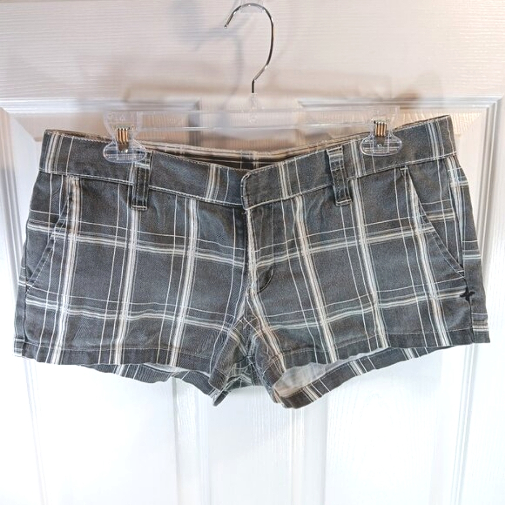 NWOT Hurley Y2K Grey Plaid Low Rise Shortie Shorts Mini Hot Pants Size 9